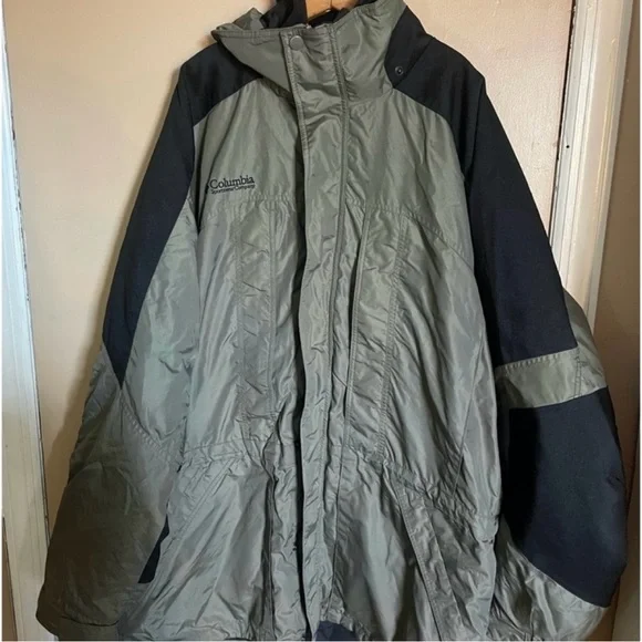 Columbia sportswear army green/black ski winter jacket